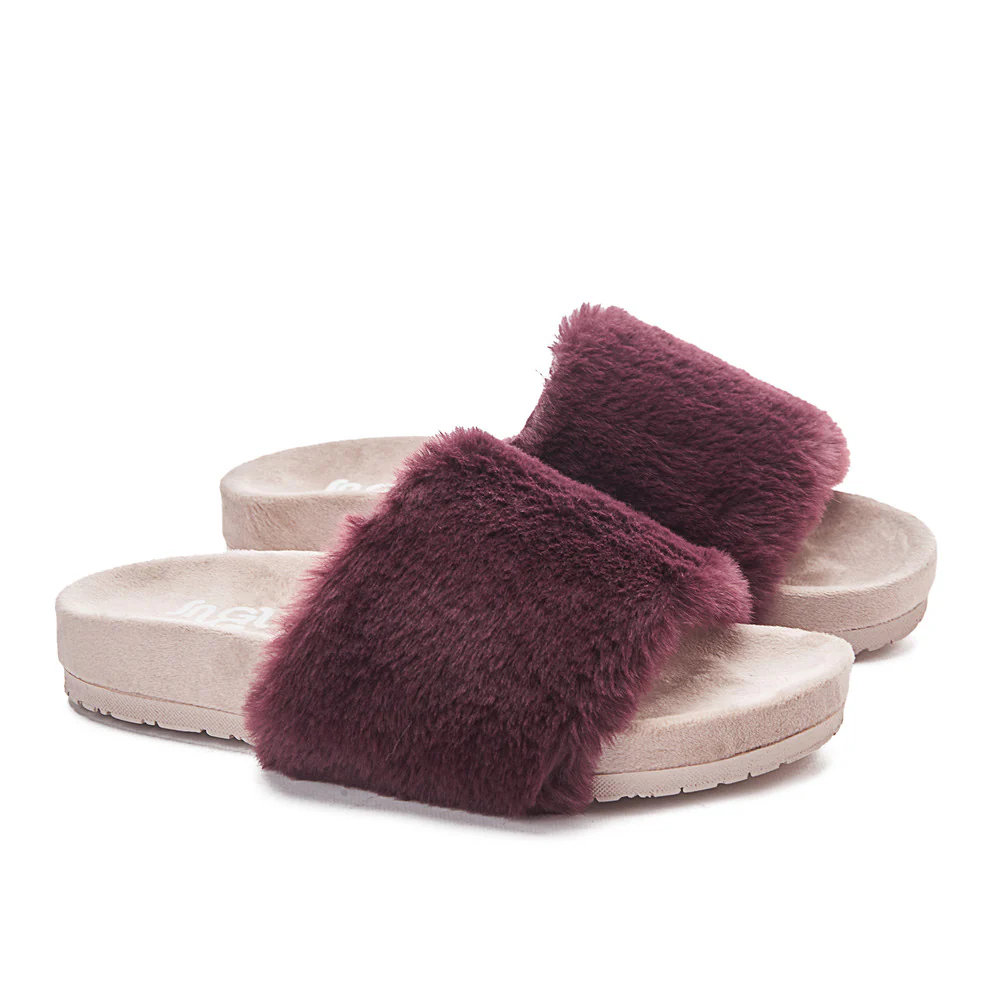 Snuggs Fuzzy Slipper Dark Red - Image 2