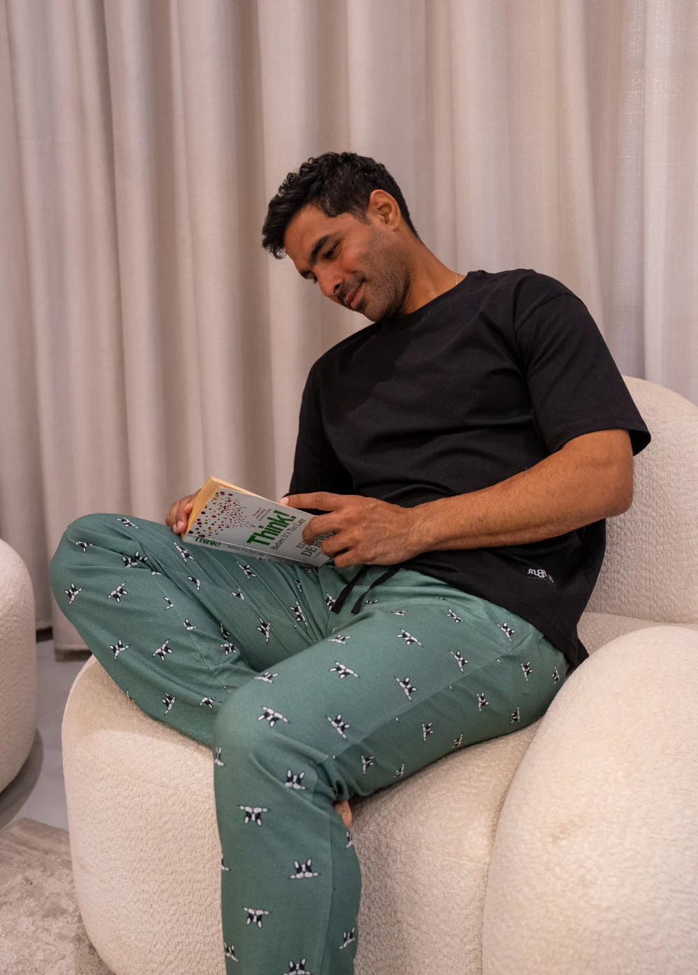 Men summer pajama set Black T-shirt + Green Dog Pants