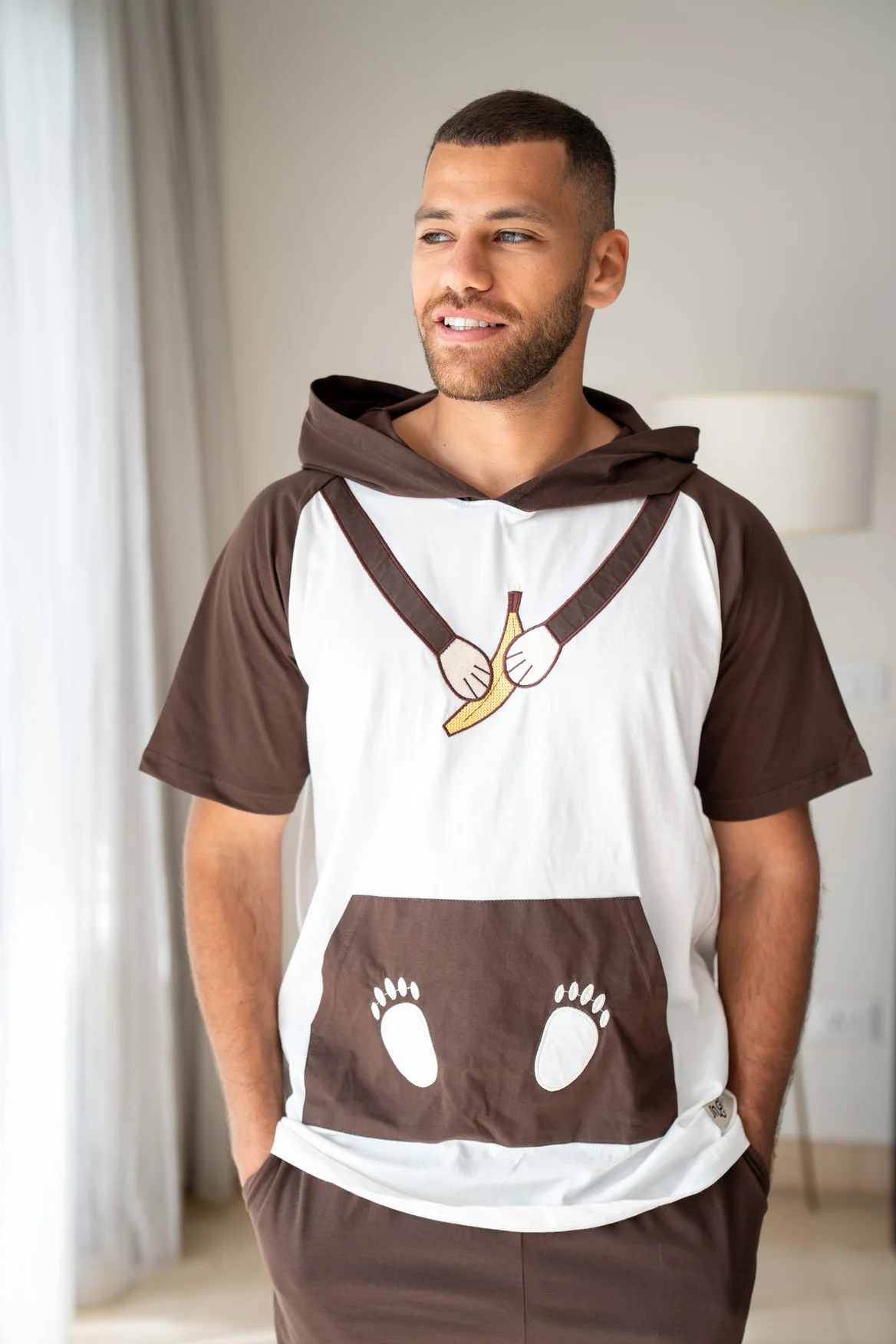 Snuggs Unisex summer pajama set White T-shirt + Brown Pants - Image 5