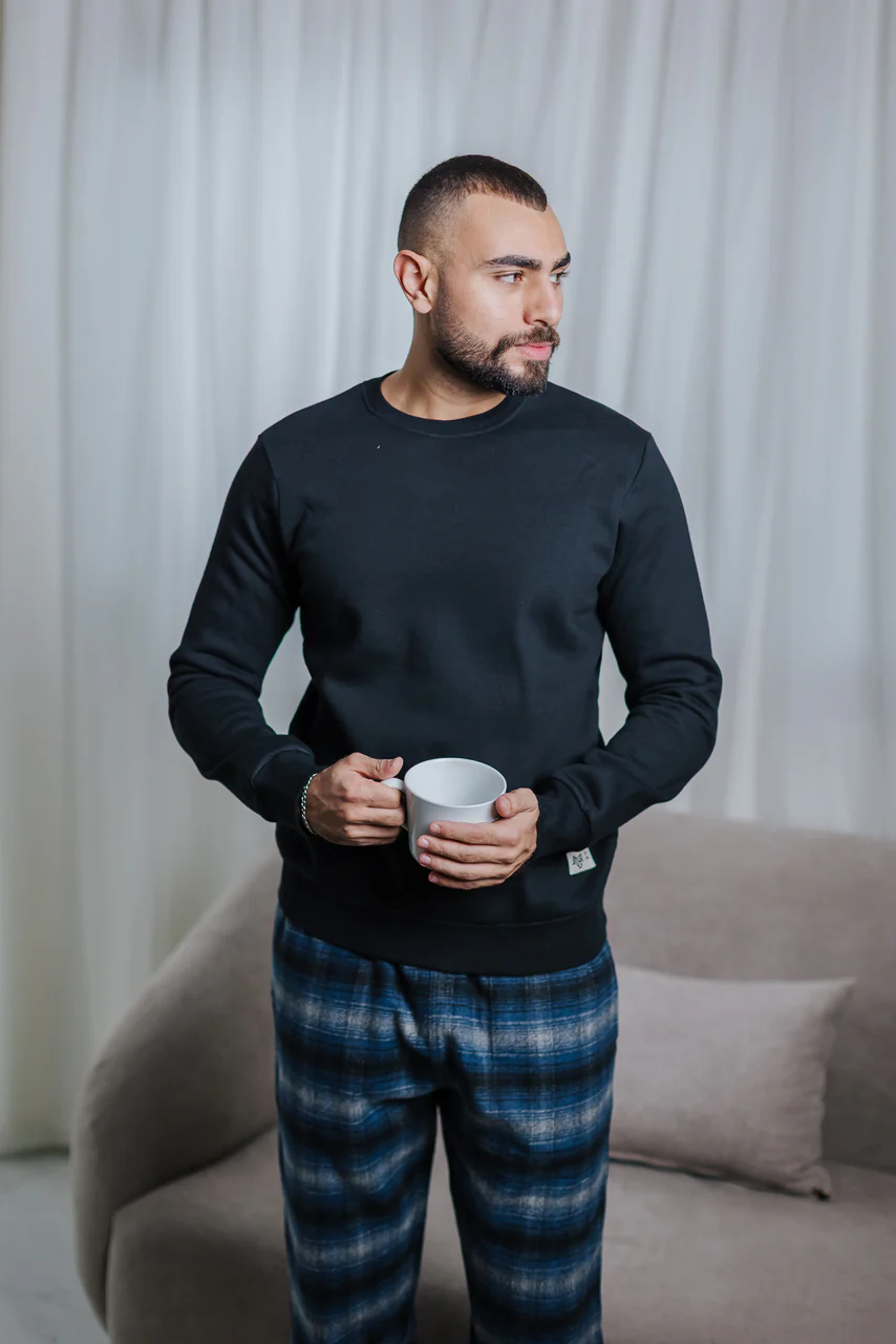 Men Winter Pajama Set Black T-shirt + Grey x Off-white Checkered Pants - Image 2