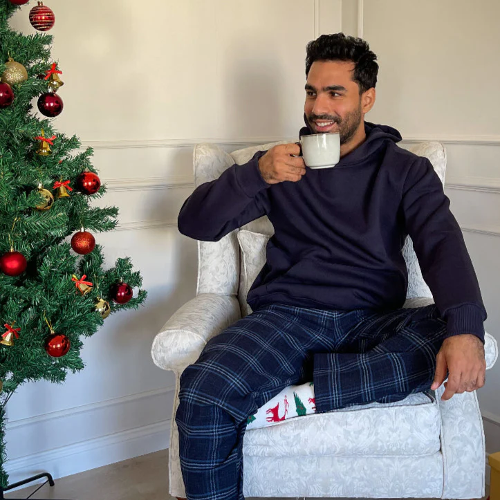 Men Winter Pajama Set Dark Blue Hoodie + Dark blue x Light blue Checkered Pants - Image 4