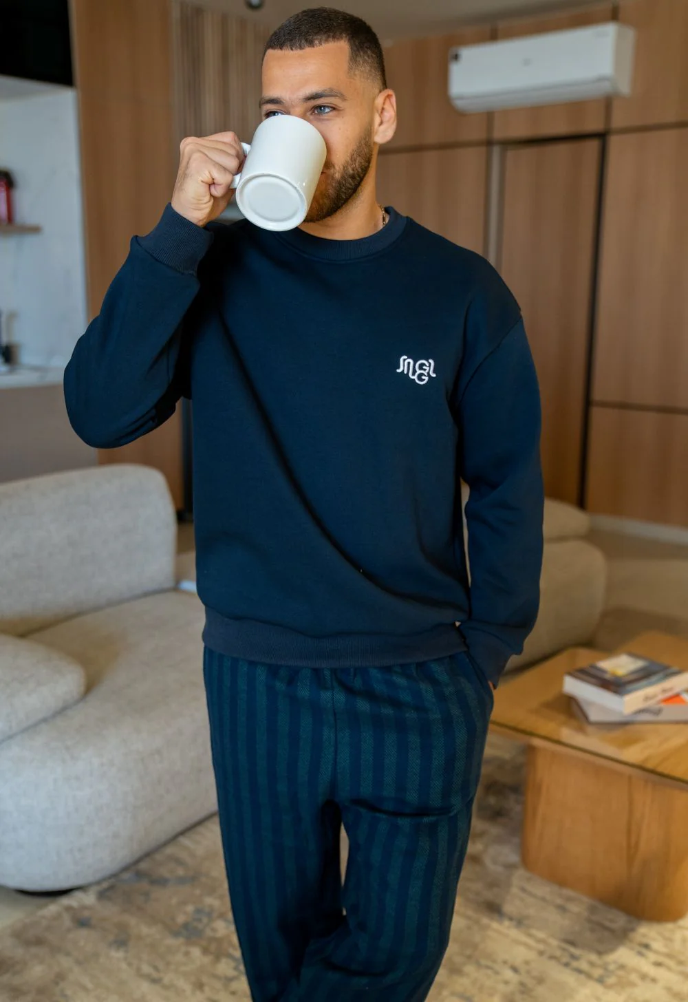 Men Winter Pajama Set Dark Blue sweatshirt + Dark Green X Dark Blue Striped Pants - Image 3