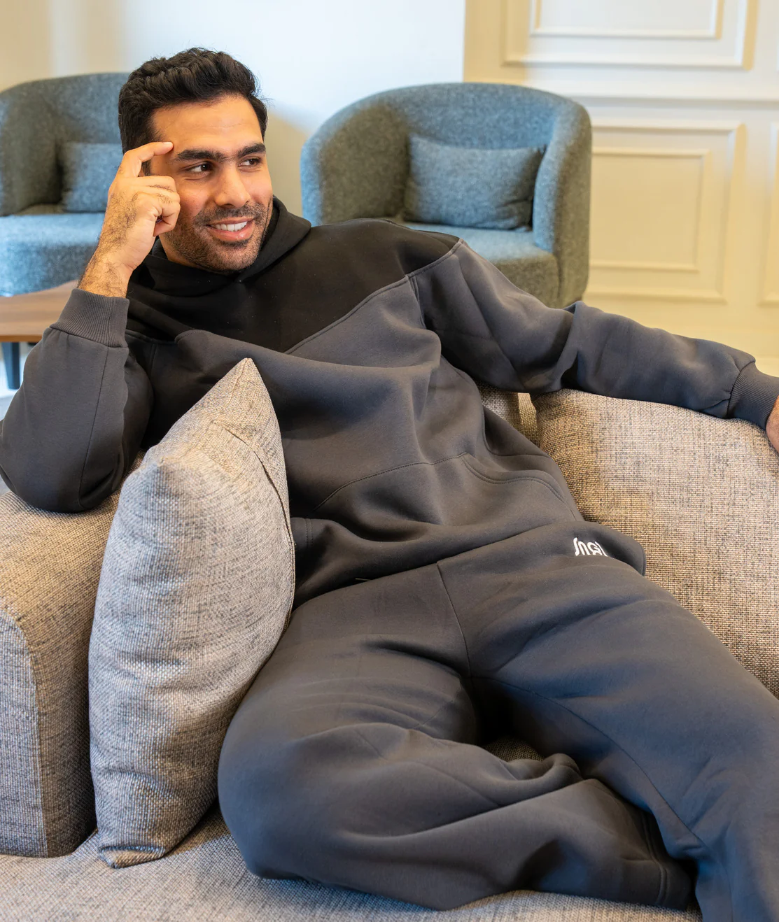 Men Winter Pajama Set Dark Grey X Black Hoodie + Dark Grey Pants - Image 2