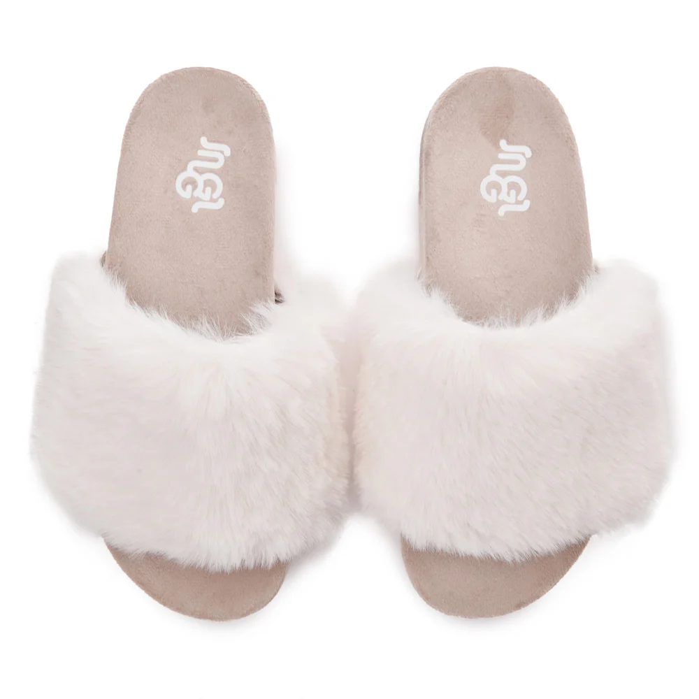 Snuggs Fuzzy Slipper Off White - Image 2