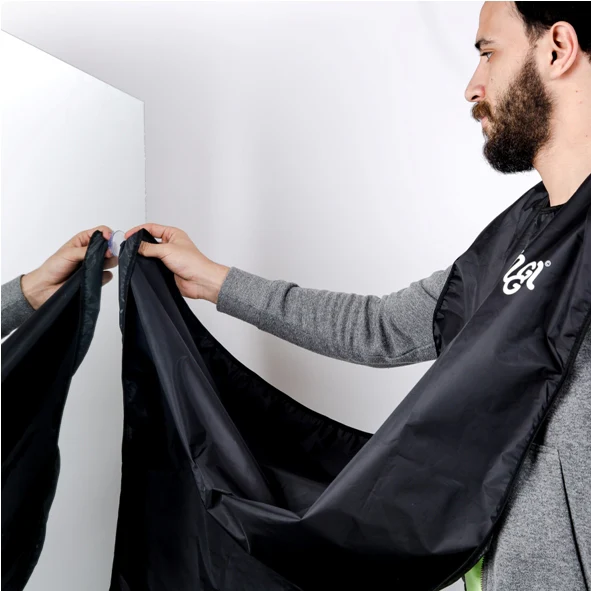 Snuggs beard cape Black - Image 5