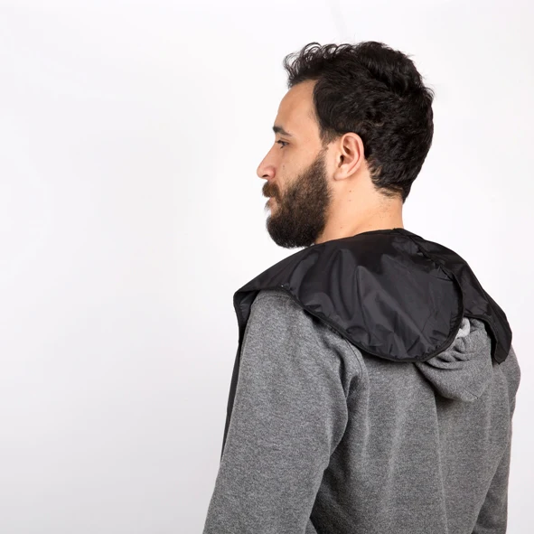 Snuggs beard cape Black - Image 8