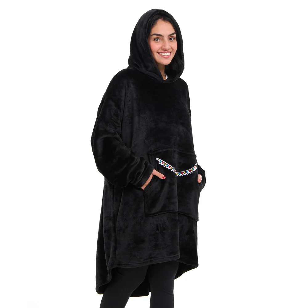Snuggs Blanket Hoodie Black عربية فول - Image 8