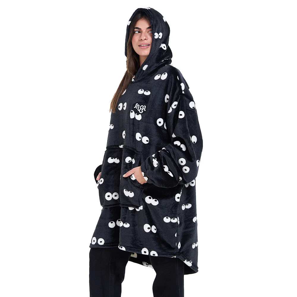 Snuggs Blanket Hoodie Black Eyes - Image 3