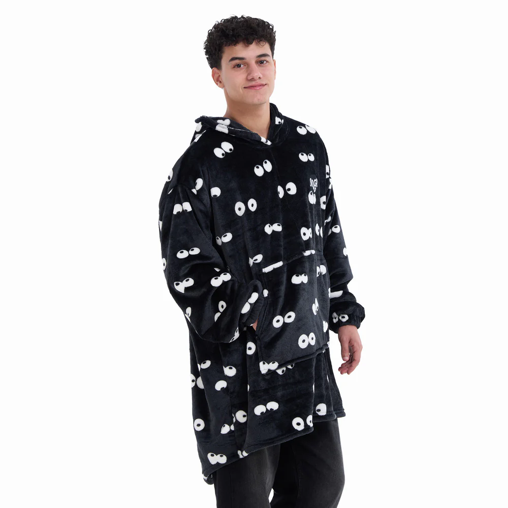 Snuggs Blanket Hoodie Black Eyes - Image 4