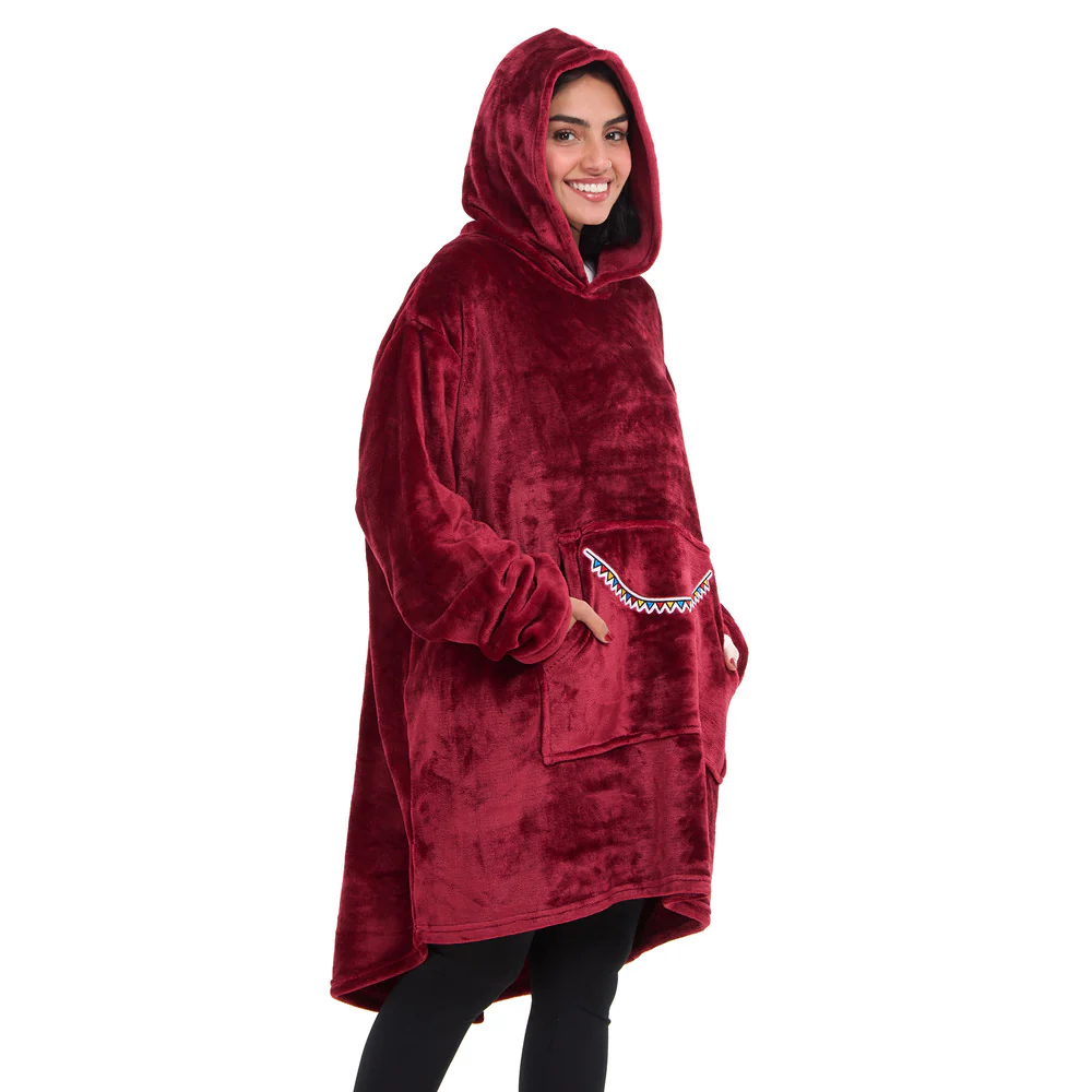 Snuggs Blanket Hoodie Dark Red عربية فول - Image 5