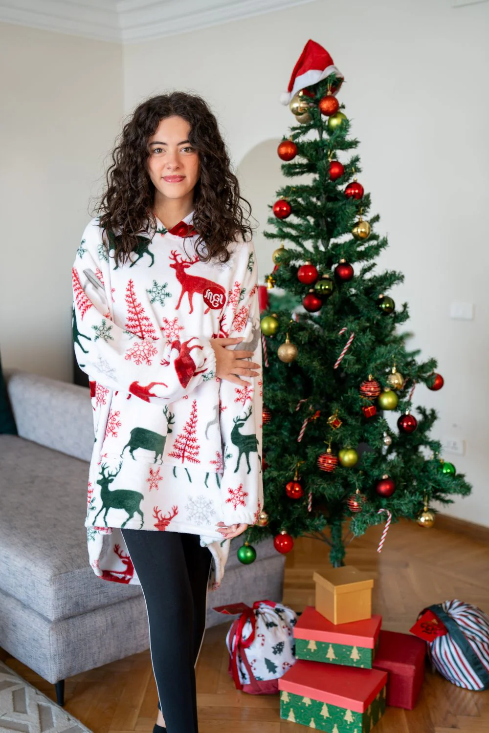 Snuggs Blanket Hoodie White Reindeer - Image 2