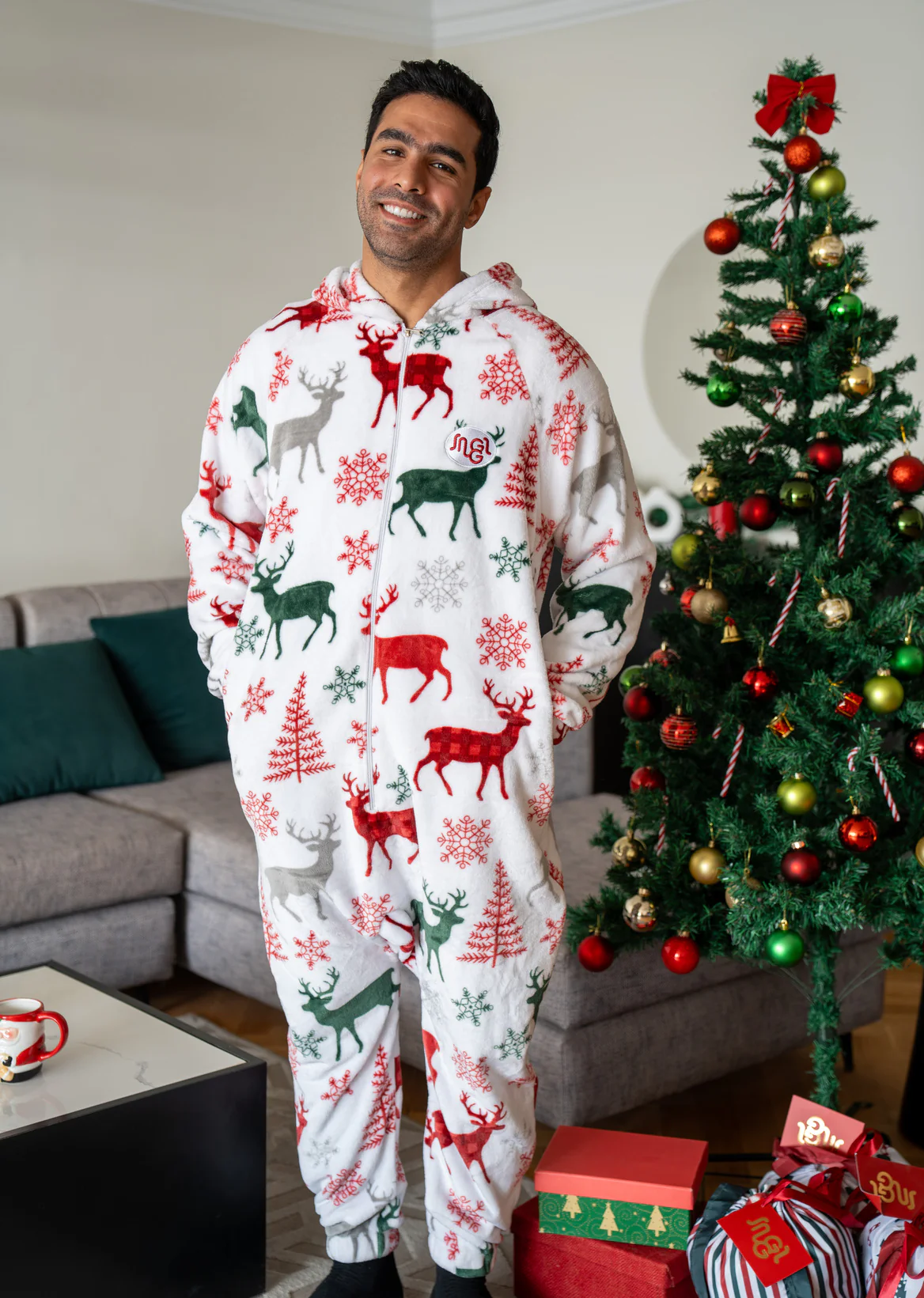 Snuggs Blanket Onesie Christmas White Deer - Image 5