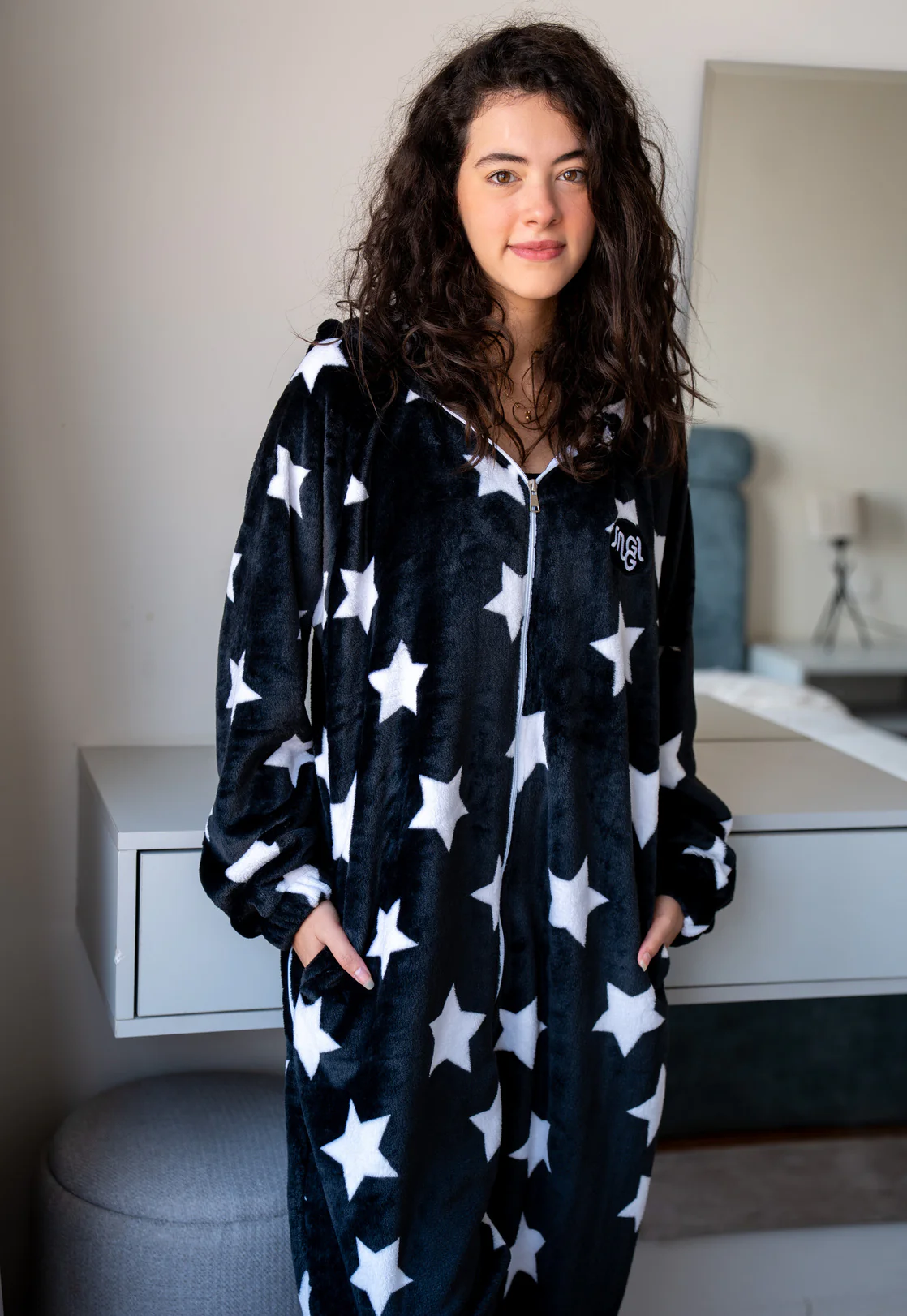 Snuggs Blanket Onesie Black Stars - Image 2