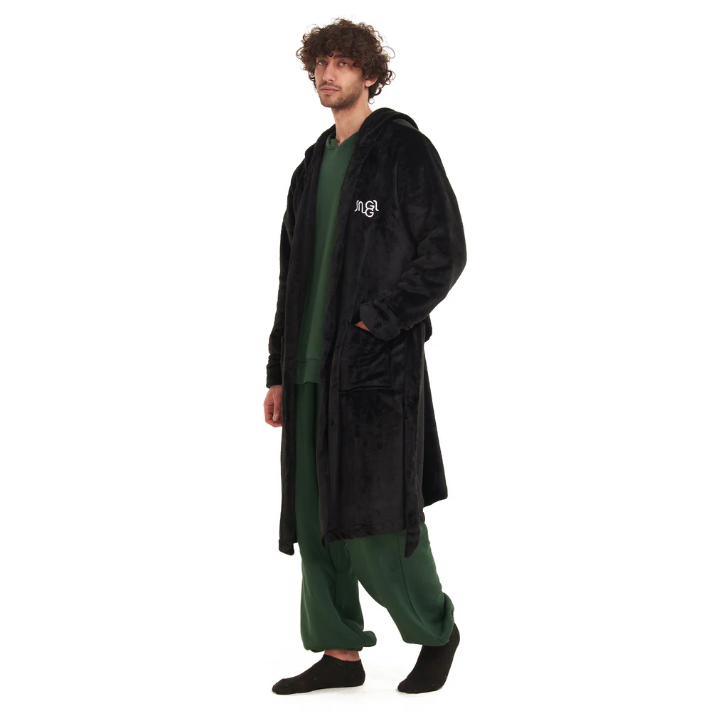 Snuggs Blanket Robe Black - Image 4