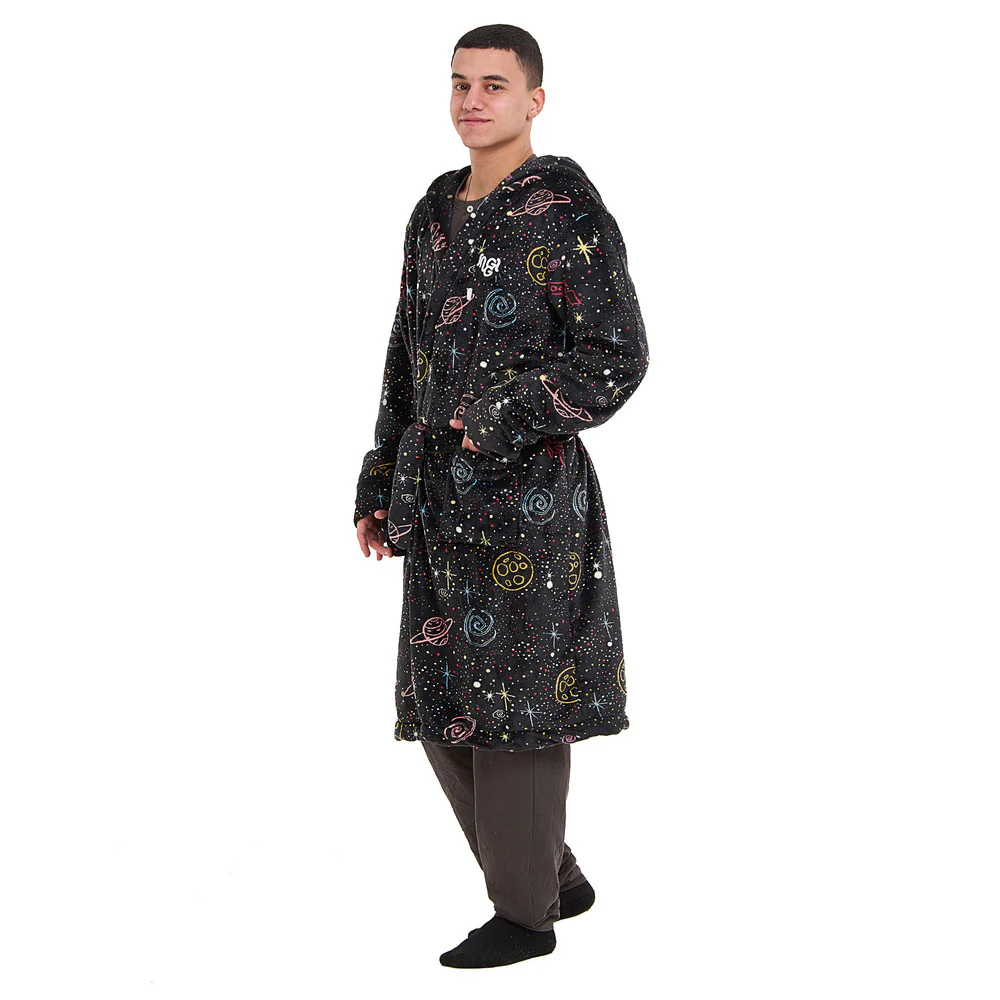 Snuggs Blanket Robe Black Space - Image 6
