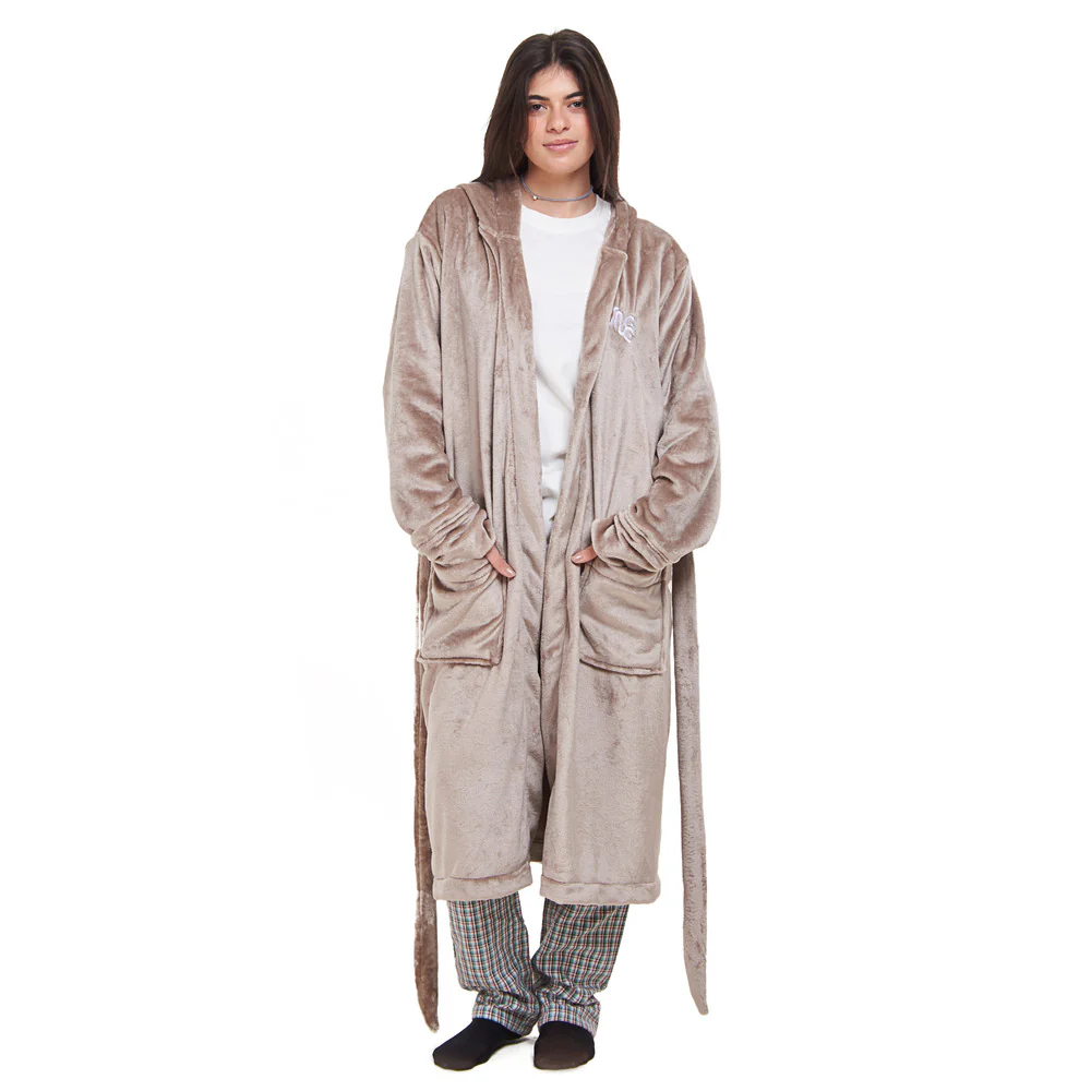 Snuggs Blanket Robe Cafe - Image 6