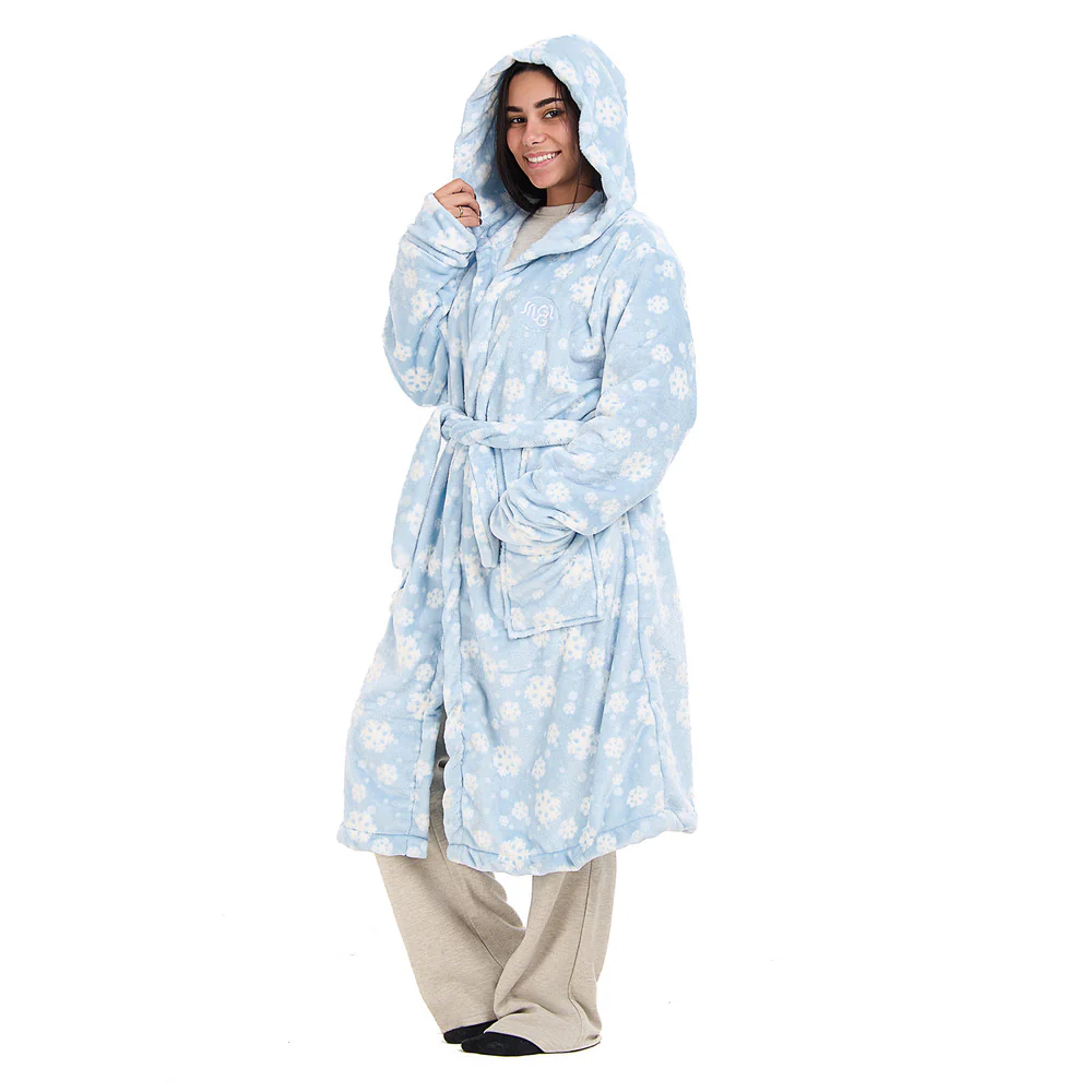 Snuggs Blanket Robe Light Blue Snowflakes - Image 2