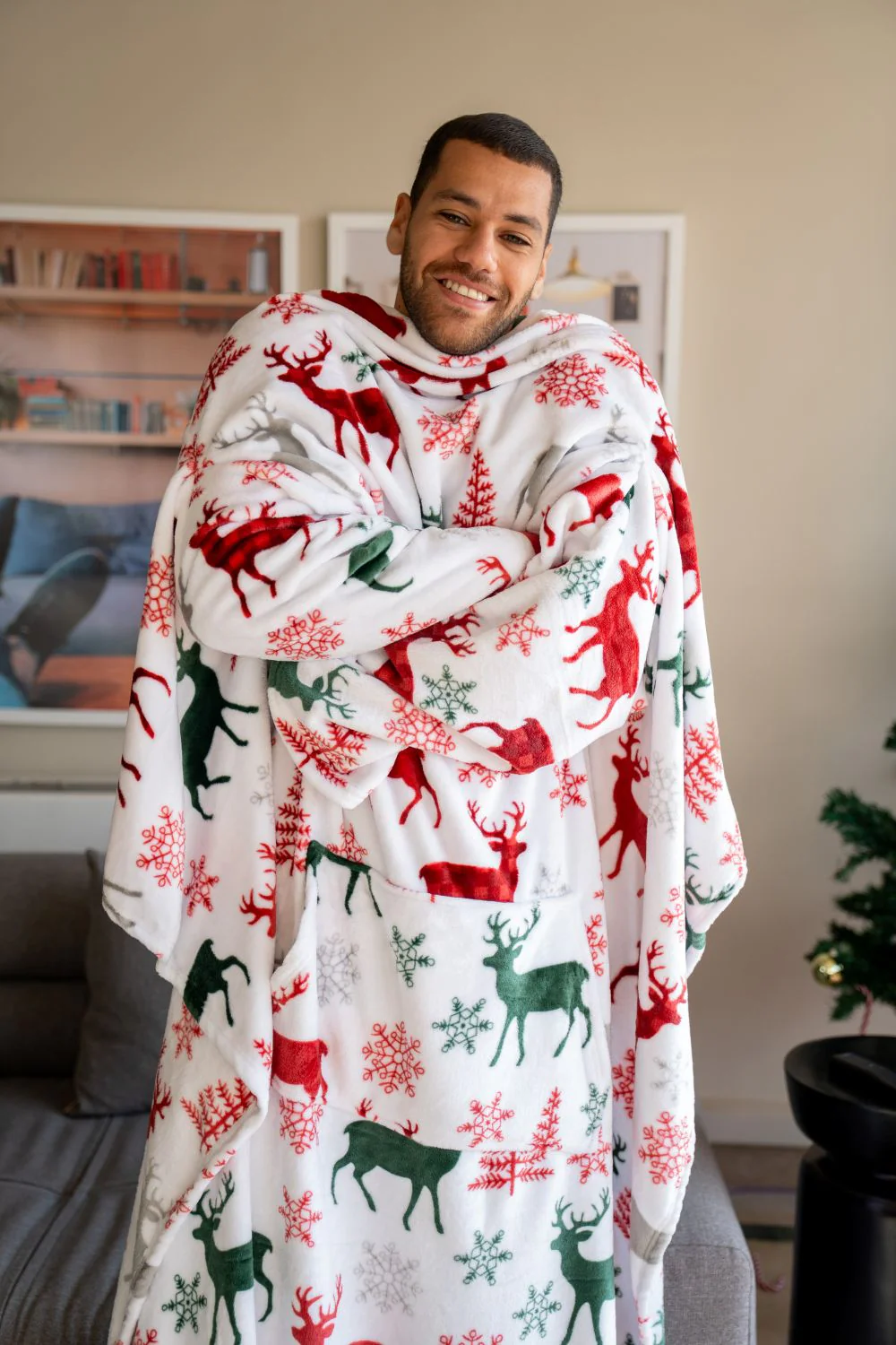 Snuggs blanket with sleeves Christmas White Reindeer - Image 2