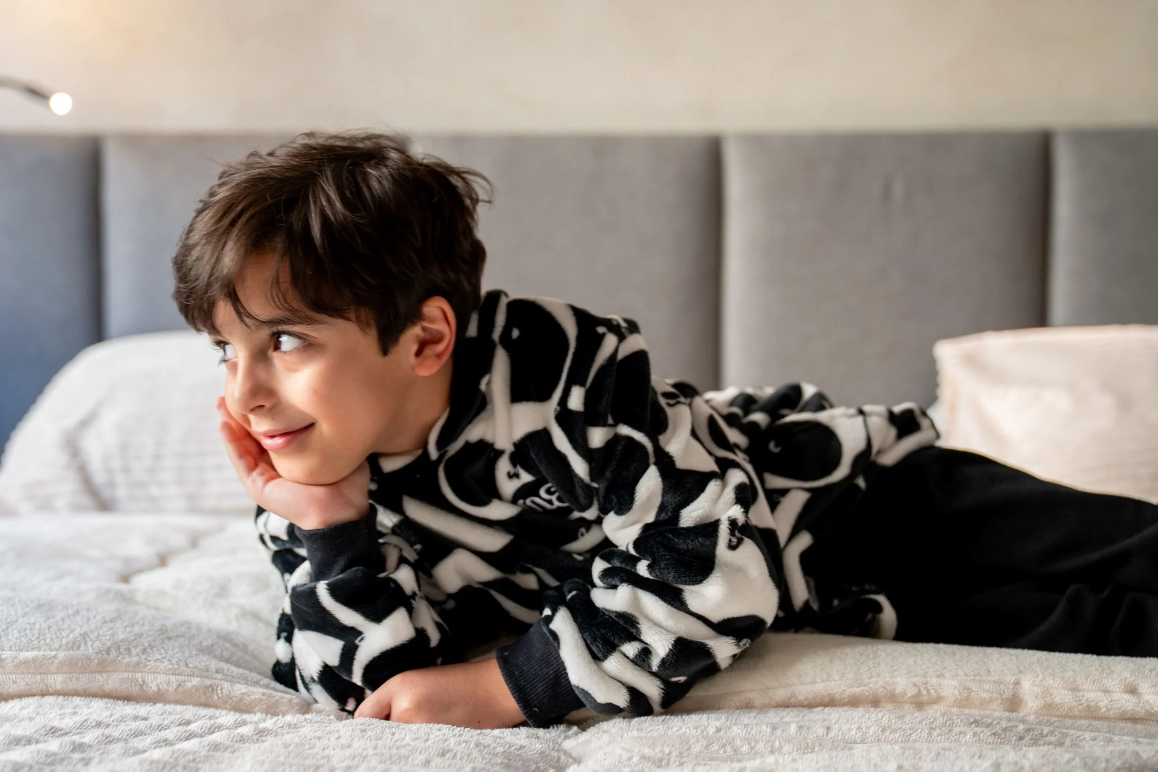 Snuggs Kids Blanket Hoodie Panda - Image 3