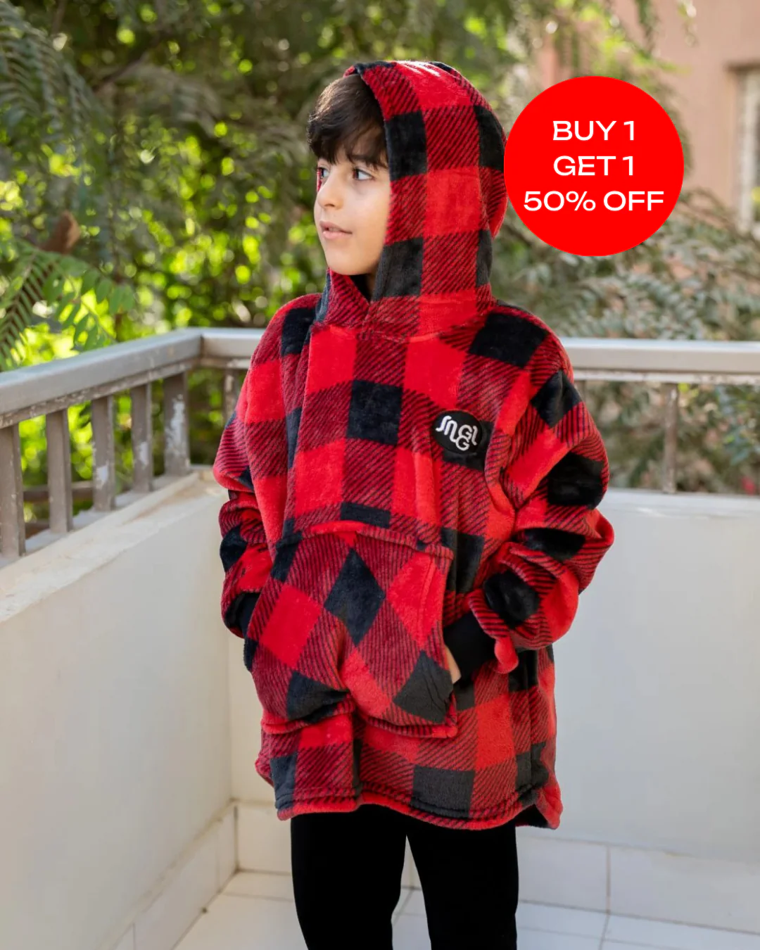 Snuggs Kids Blanket Hoodie Red Checkered