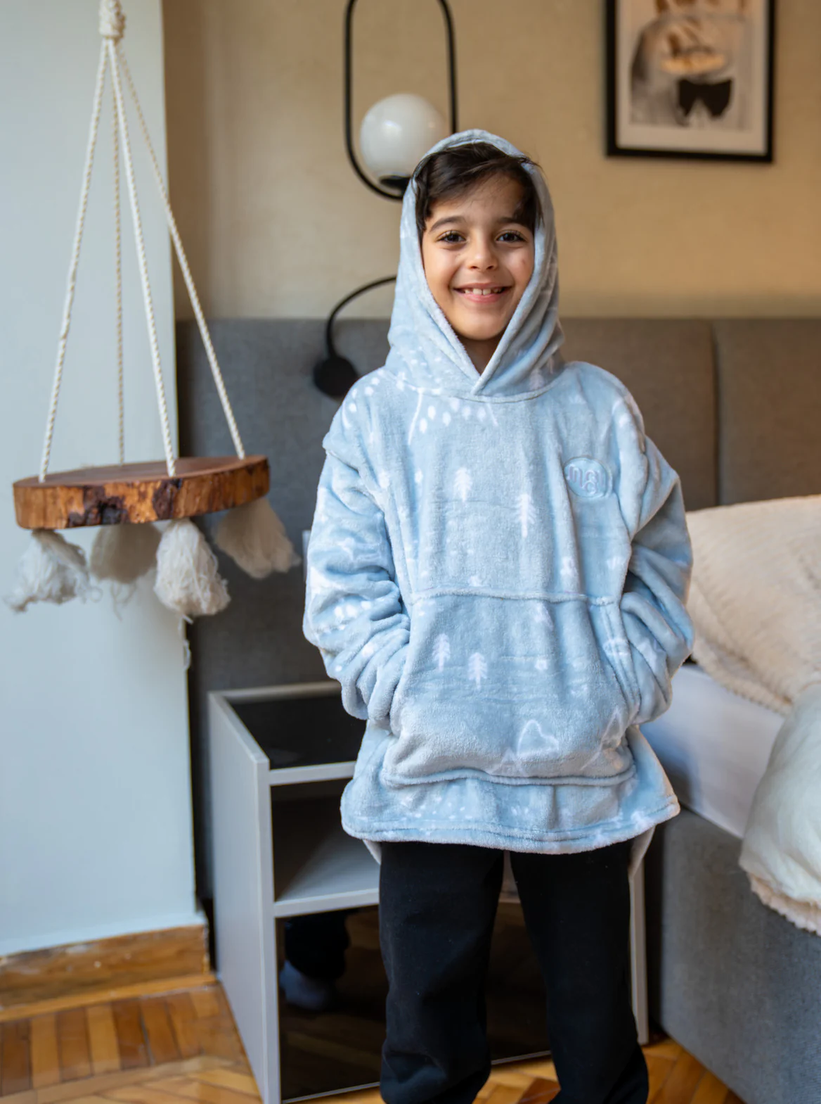 Snuggs Kids Blanket Hoodie Snow Mountains Light Blue - Image 2