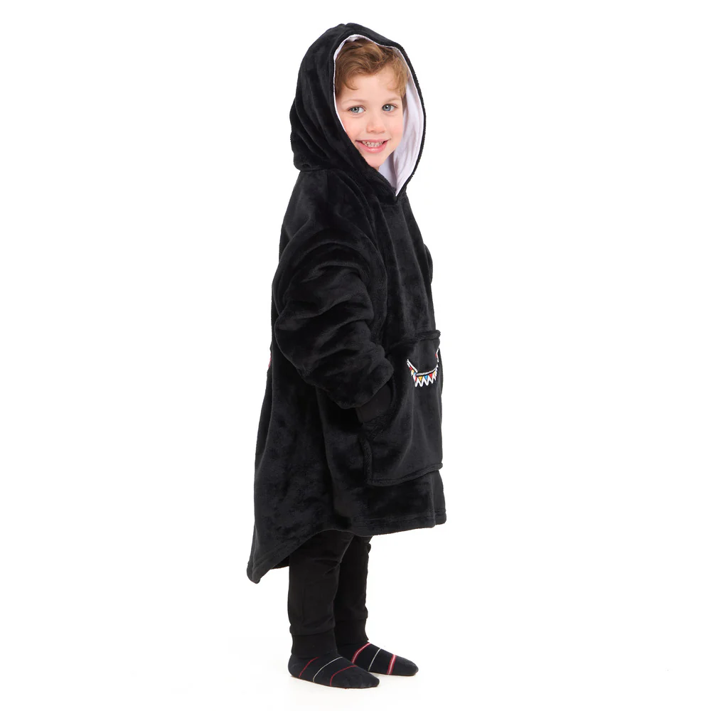 Snuggs Kids Blanket Hoodie Black عربية فول - Image 3