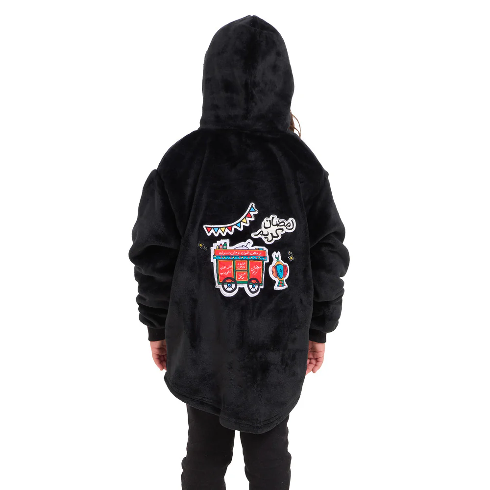 Snuggs Kids Blanket Hoodie Black عربية فول - Image 5