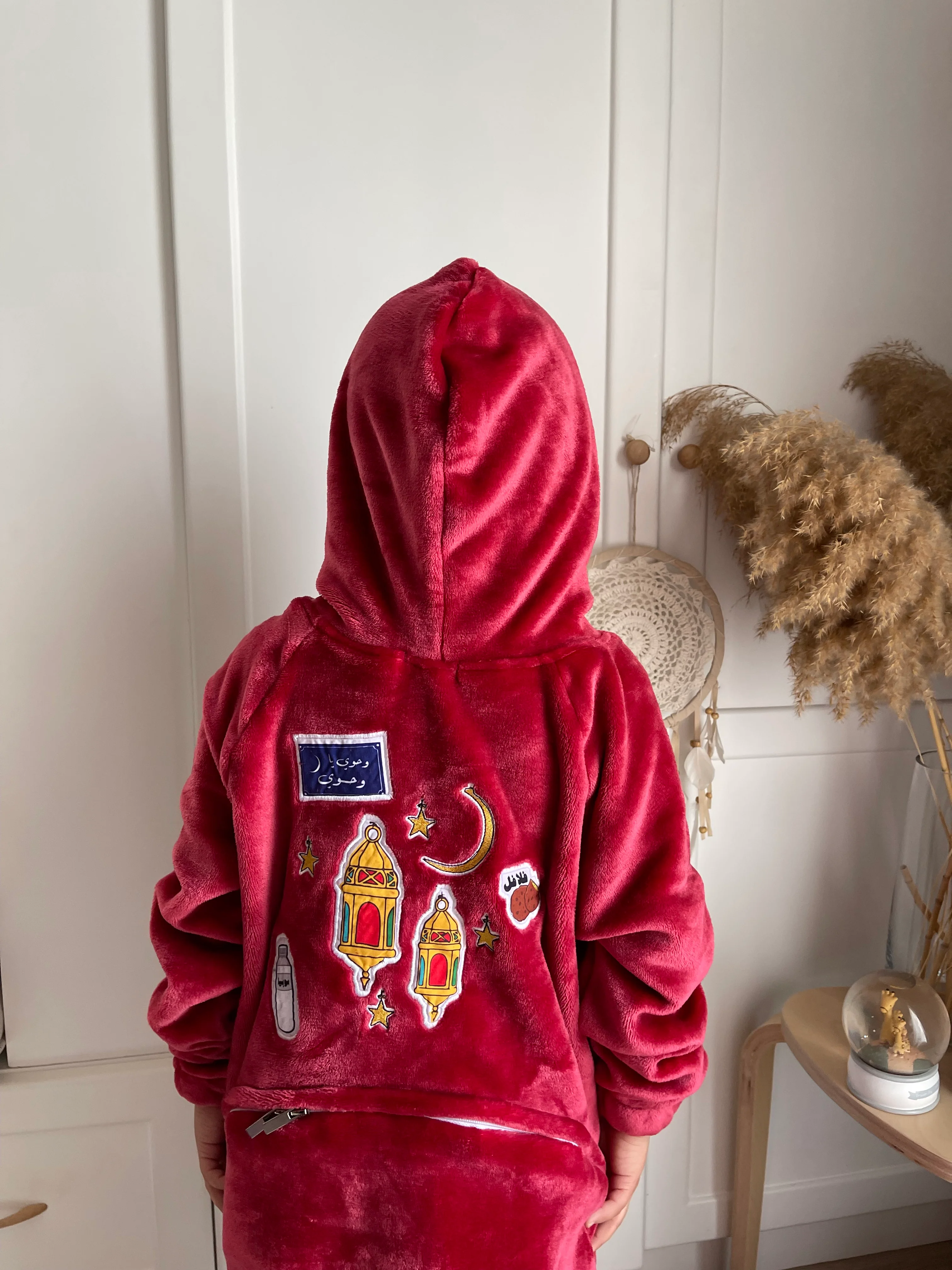 Snuggs Kids Blanket Onesie Dark Red فانوس رمضان - Image 3