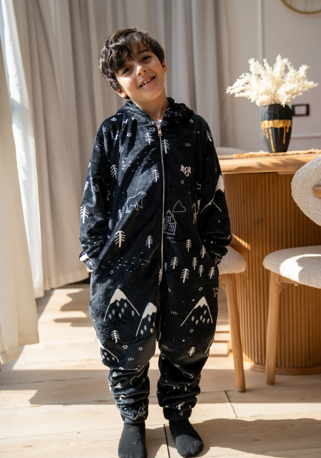 Snuggs Kids Blanket Onesie Snow Mountains Black - Image 3