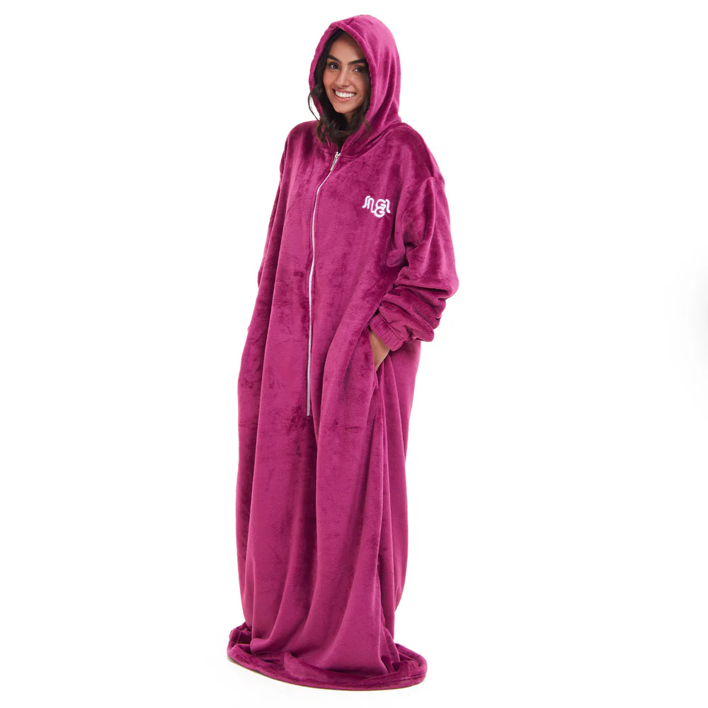 Snuggs Wearable Blanket Monk Fuchsia - Image 4