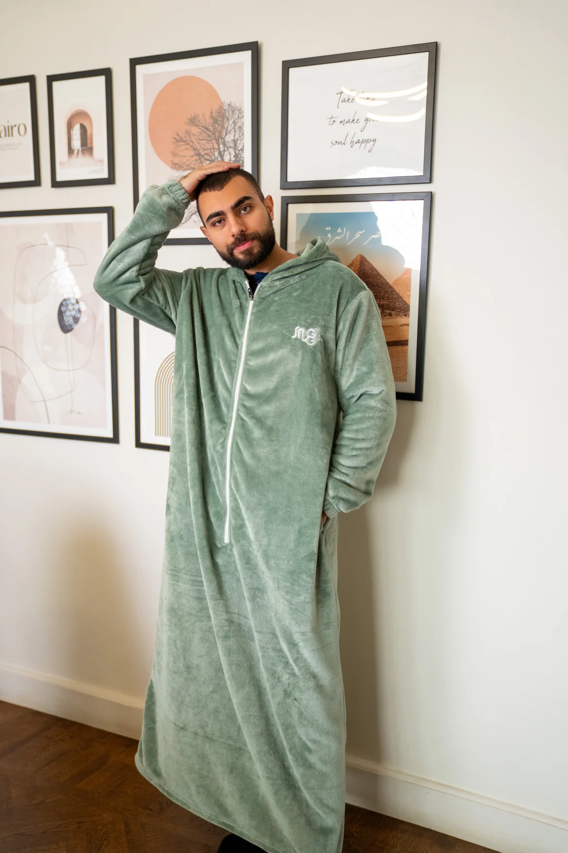 Snuggs Wearable Blanket Monk Olive - Image 2