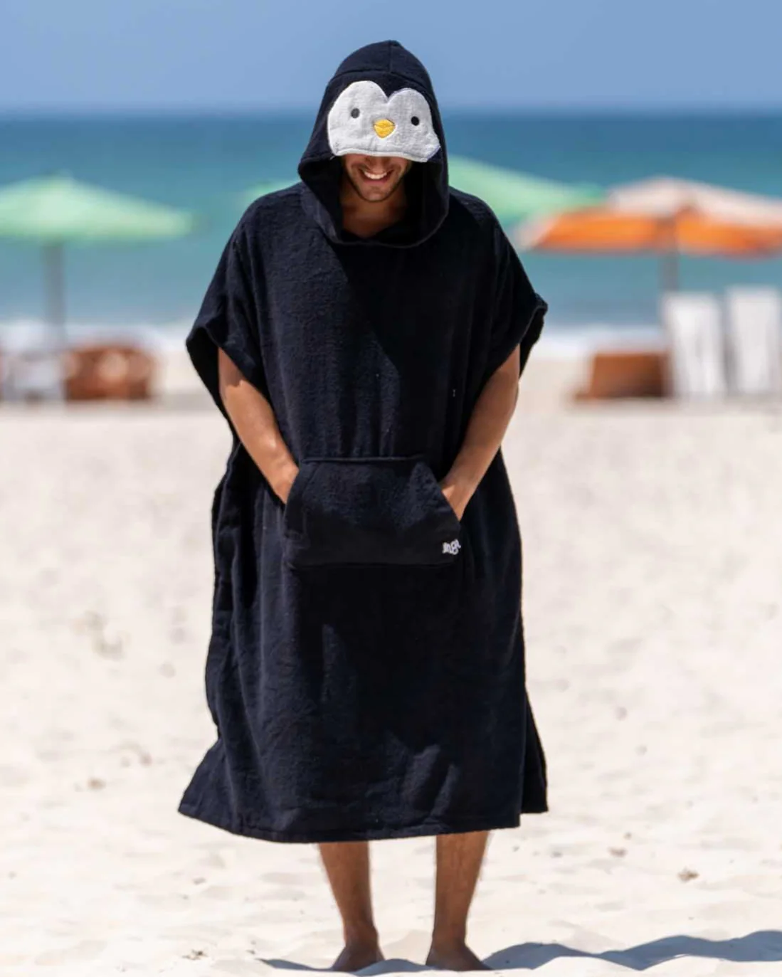Snuggs Poncho Towel Penguin - Image 3
