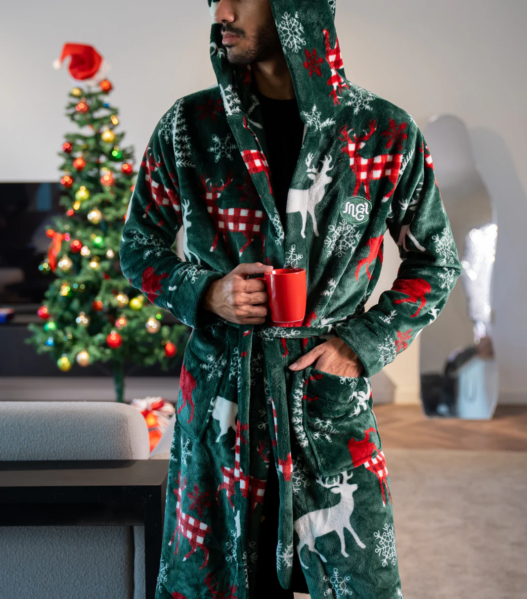 Snuggs Blanket Robe Christmas Green Reindeer - Image 2
