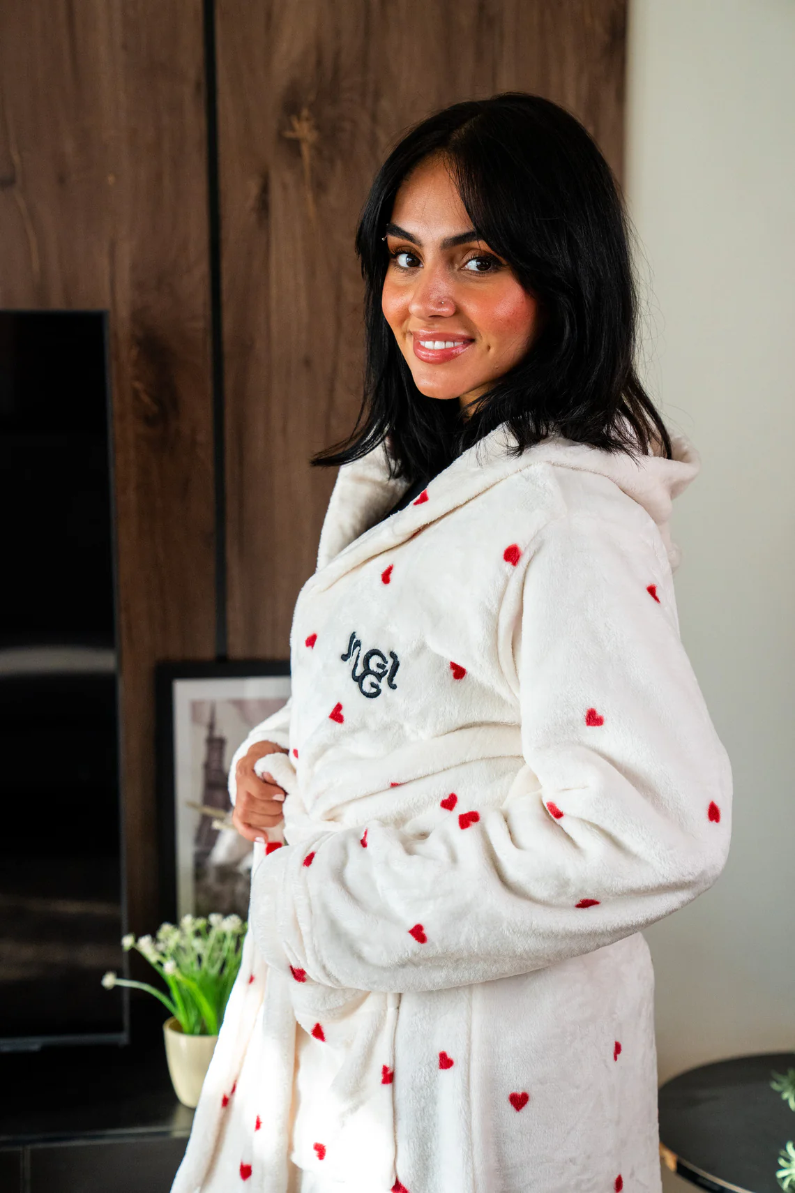 Snuggs Robe Off White Hearts - Image 3