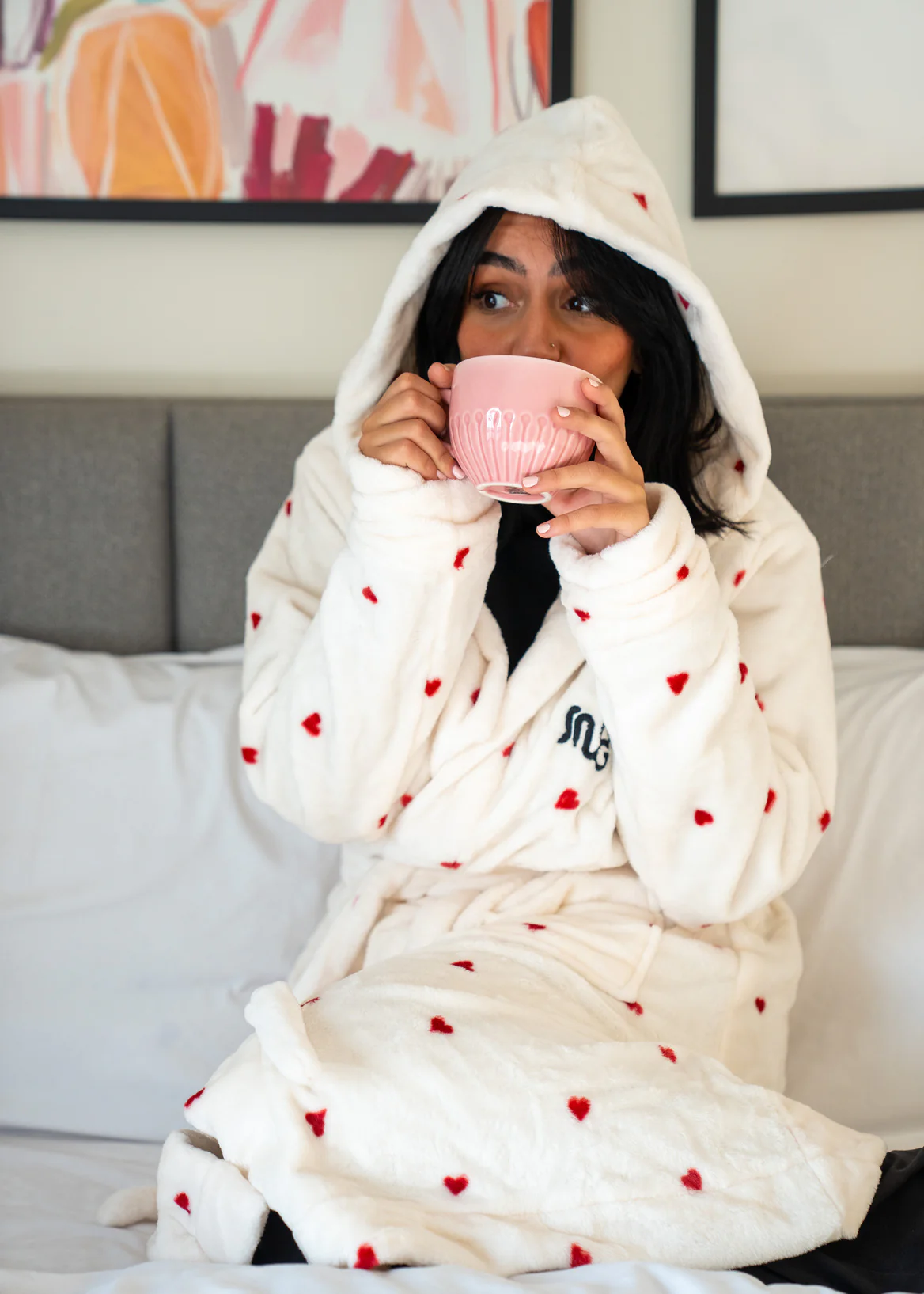 Snuggs Robe Off White Hearts - Image 4