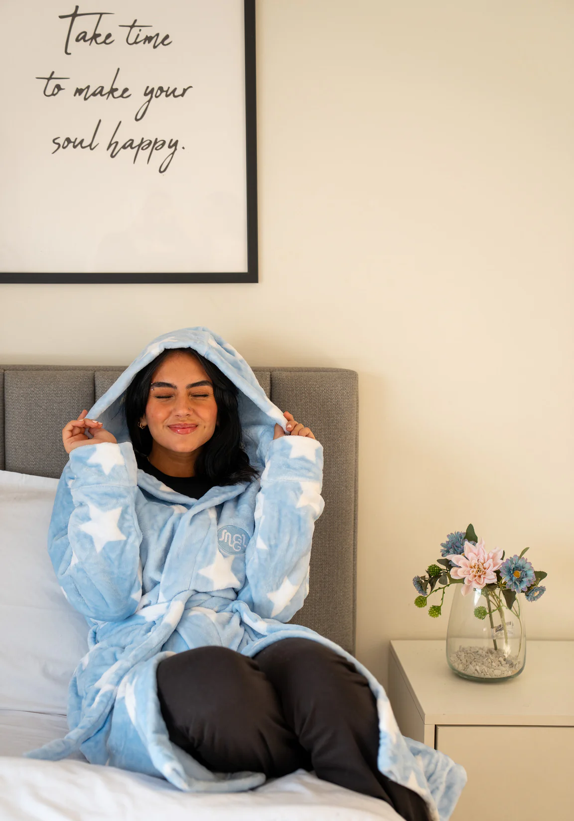 Snuggs Robe Stars Light Blue - Image 3