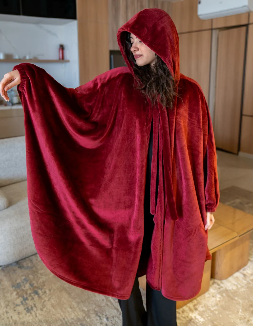 Snuggs The Cloak Blanket Dark Red - Image 2