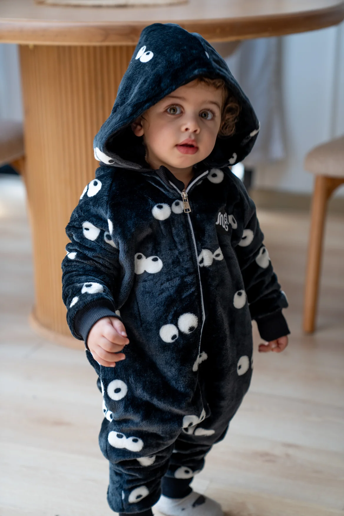 Snuggs Toddler Blanket Onesie Black Eyes - Image 3