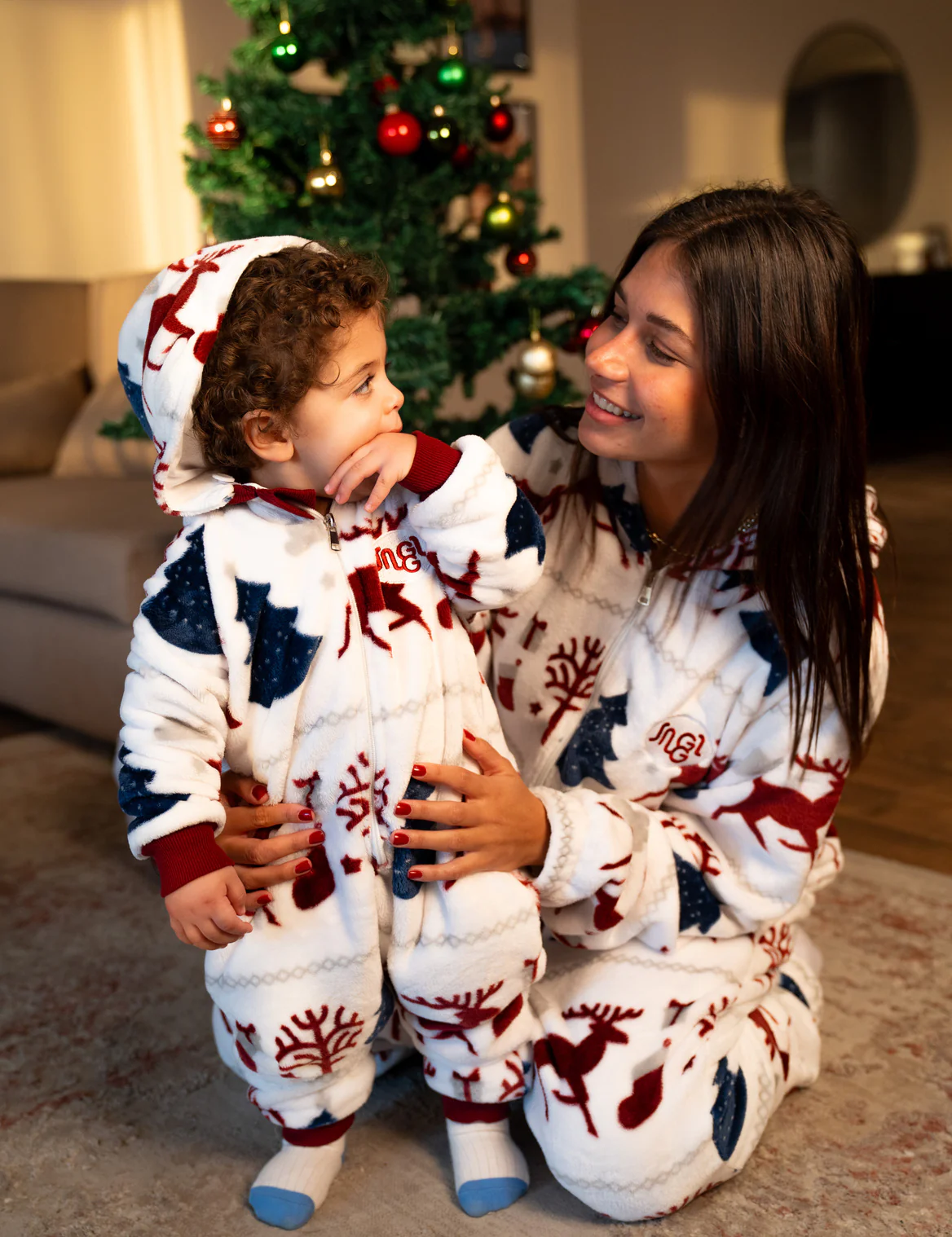 Snuggs Toddler Blanket Onesie Christmas Off White Deer - Image 2