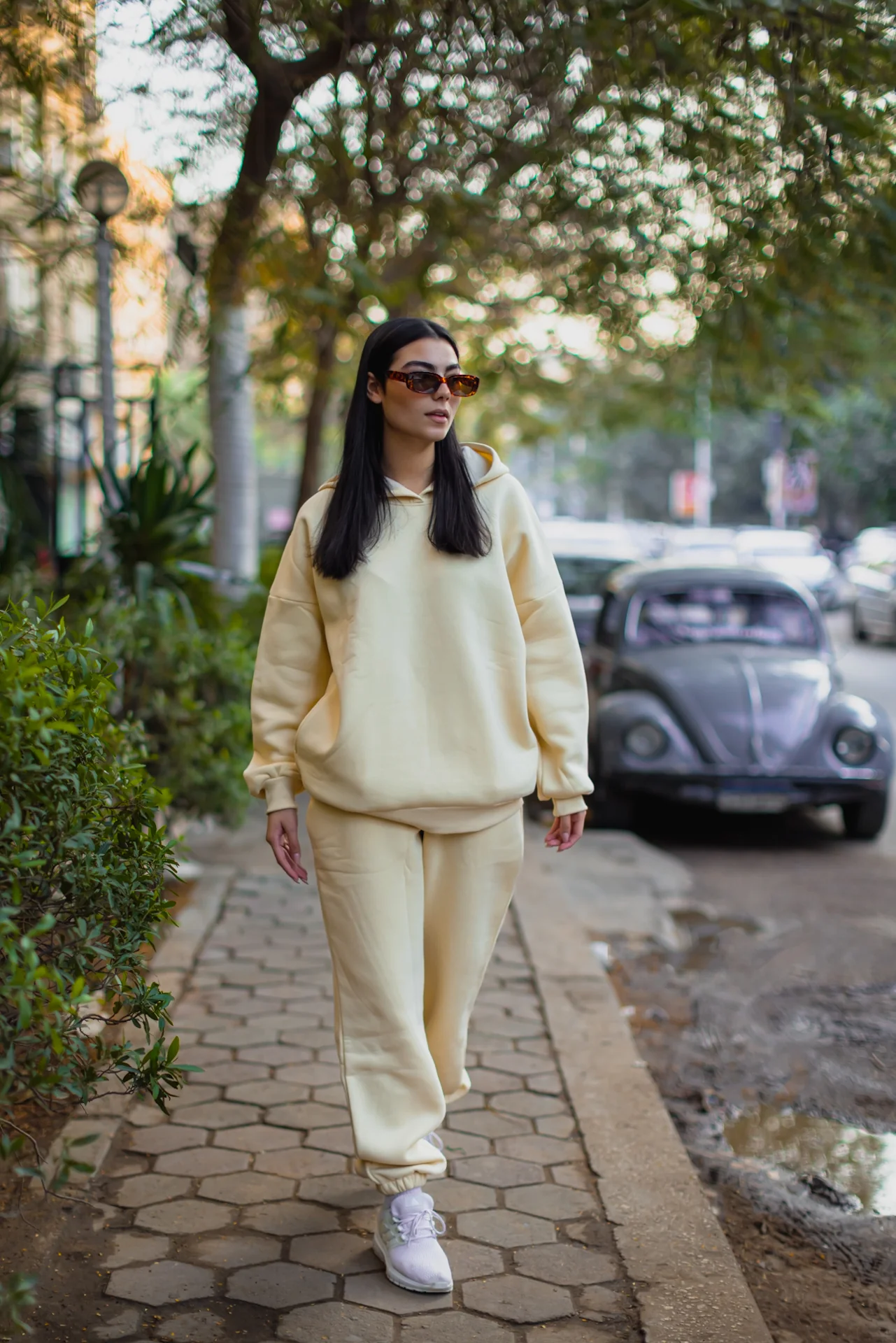 Snuggs oversized unisex hoodie set Cream - Image 3
