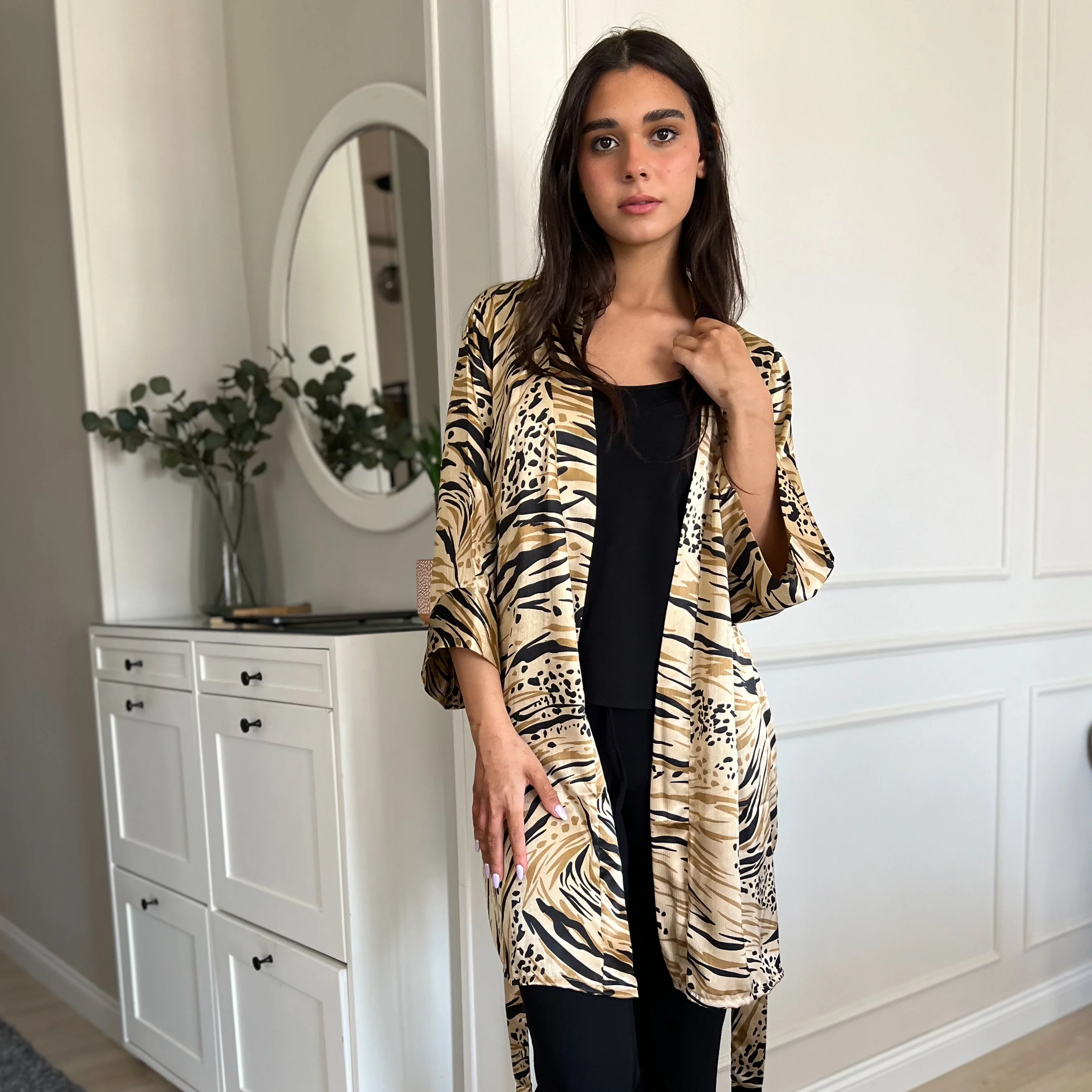 Women summer 3 piece pajama set Beige Cheetah pattern kimono + Black top & Pants - Image 2