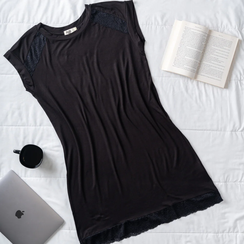Women summer Black Lace Night shirt - Image 3