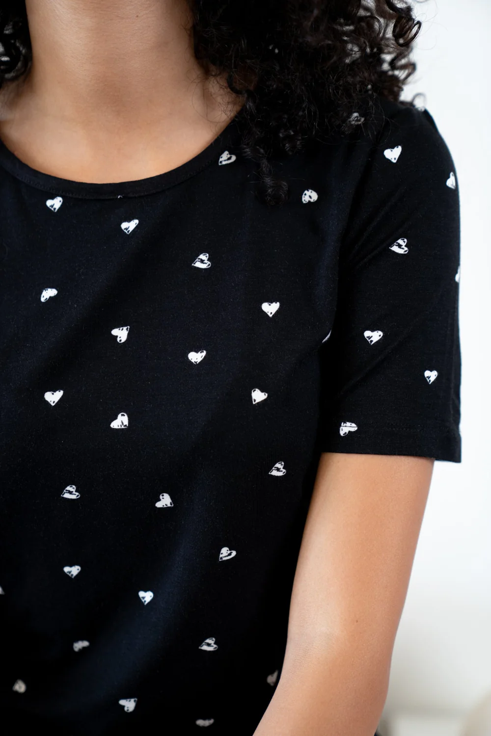 Women summer pajama set Black Hearts shirt + Pants - Image 2