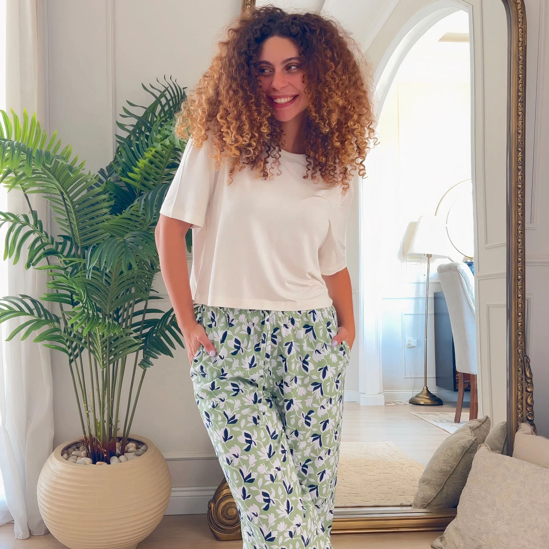 Women summer pajama set Off White Cropped top + Green x Blue floral Pattern pants - Image 6