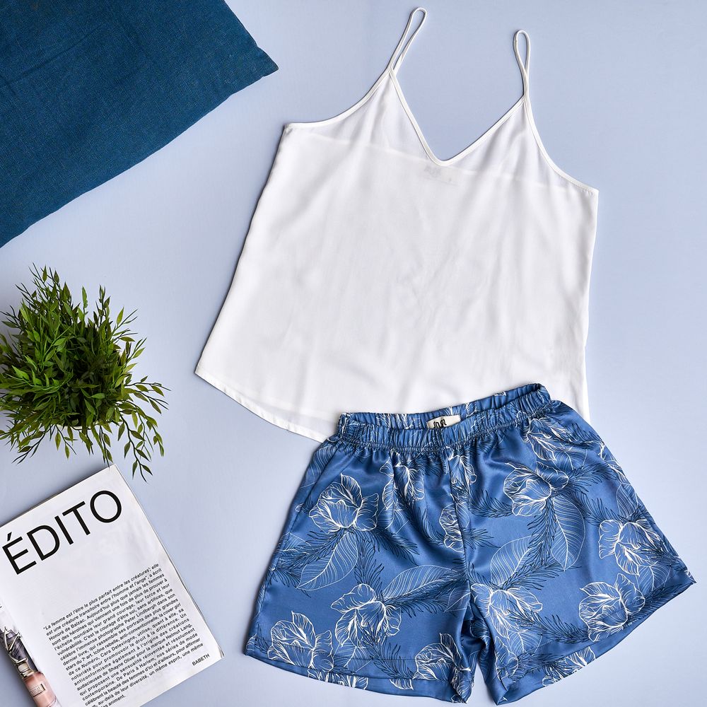 Women summer pajama set Off-white top + Petrol Blue flowered shorts - Image 3