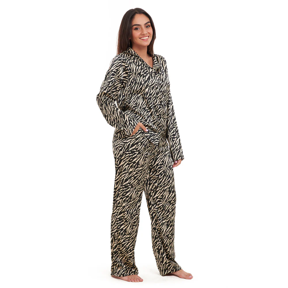 Women summer pajama set Tiger Pattern Buttoned shirt + Pants - Image 3