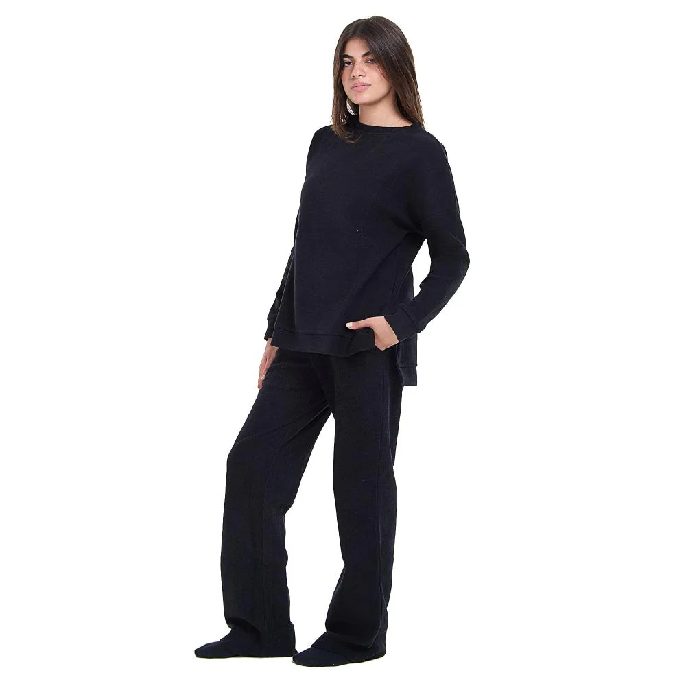 Women Winter Pajama Set Black Oversized Sweatshirt + Pants - Image 3